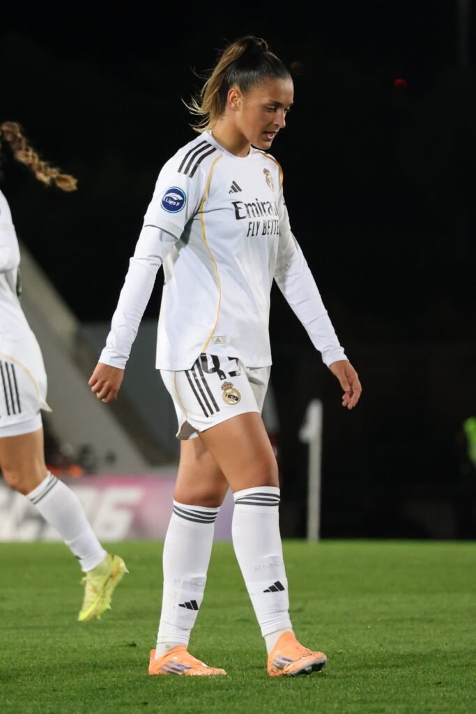 Iris Ashley novedad en el once del Real Madrid Femenino