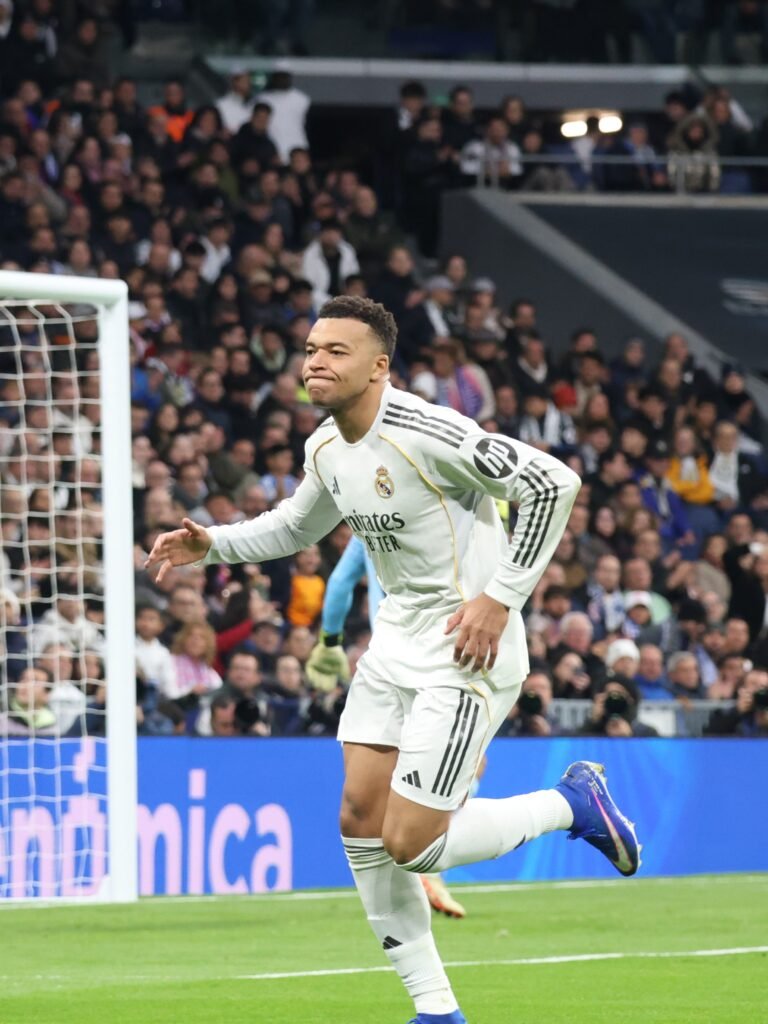Mbappé durante el Real Madrid-Levante